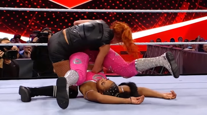 Becky Lynch vs. Bianca Belair - Raw Women's Championship